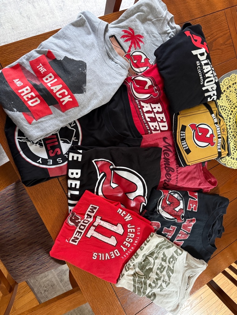 Men's New Jersey Devils Short Sleeve Graphic Tee - Red/Black/Gray Lot of 11